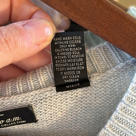 Men’s Argyle Mixed media, cashmere v-neck sweater, XL - Picture 4 of 5